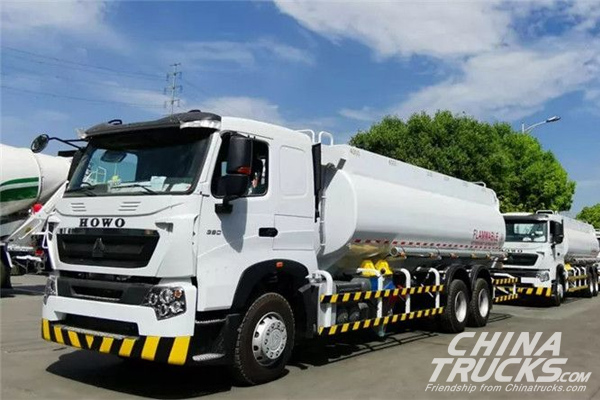 20 Units CIMC Linyu Oil Tank Trucks Shipped to Southeast Asia for Operation