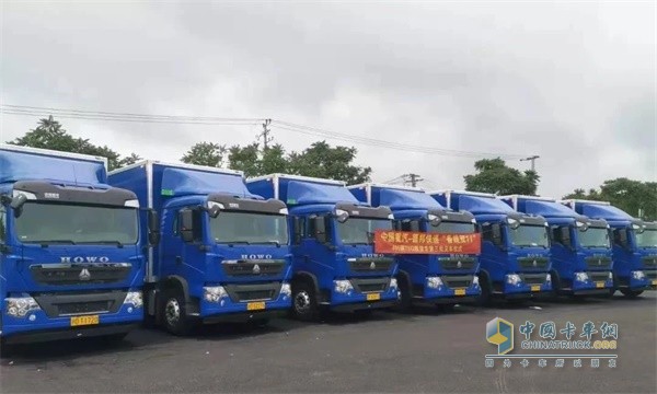 CNHTC Delivers 405 Units HOWO T5G Trucks to Deppon Express