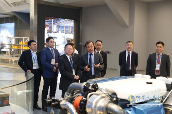 Geely Joins Weichai to Develop Methanol Powered Heavy-duty Trucks