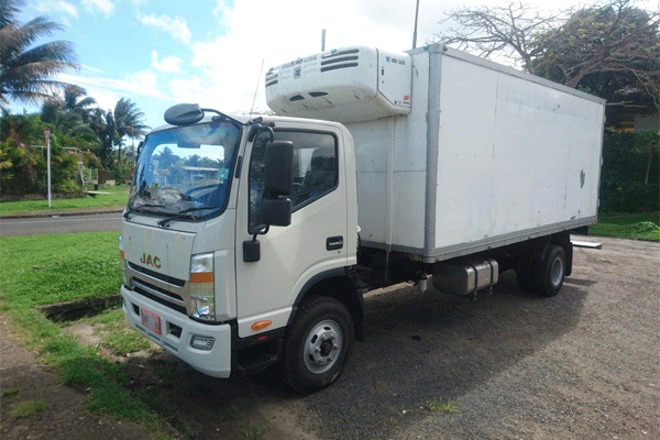 JAC Fiji User Needs More Refrigerator Trucks