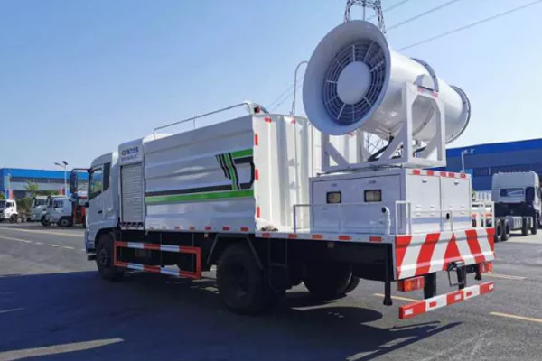 45 Units of Mist Cannon Trucks with Dongfeng Chassis Exported to UAE