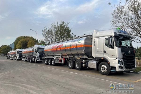 CIMC Lingyu Tank Trucks Enjoy Popularity in Shandong Province, China