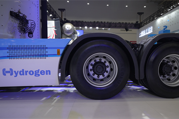 Donggeng KL Fuel Cell Tractor Unit