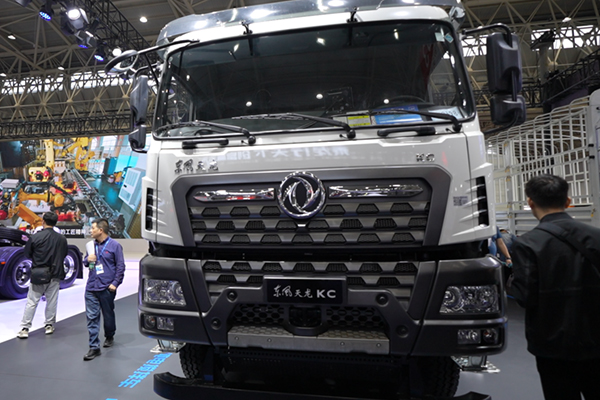 Dongfeng Tianlong KC Electric Mixer Truck