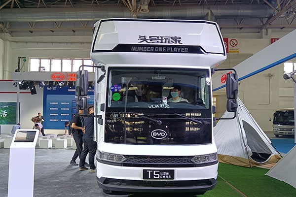 Trucks Exhibited at 2024 Beijing International Exhibition on Buses, Trucks & Components 