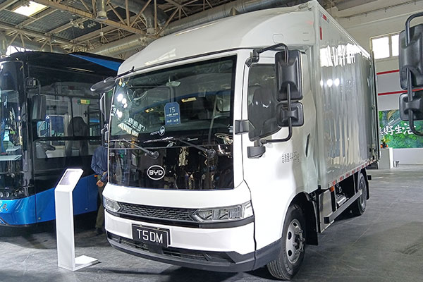 Trucks Exhibited at 2024 Beijing International Exhibition on Buses, Trucks & Components 